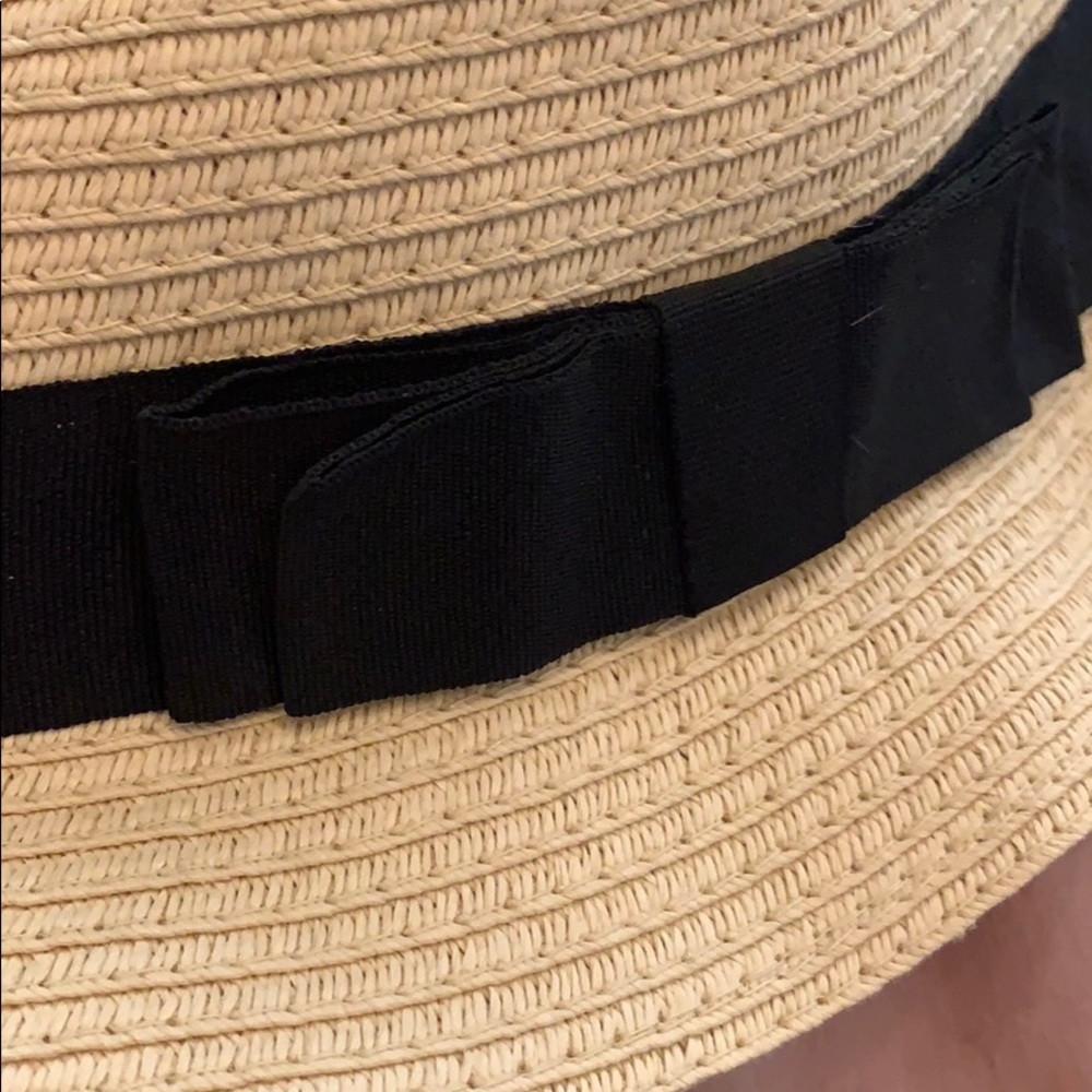 straw hat - Picture 2 of 4